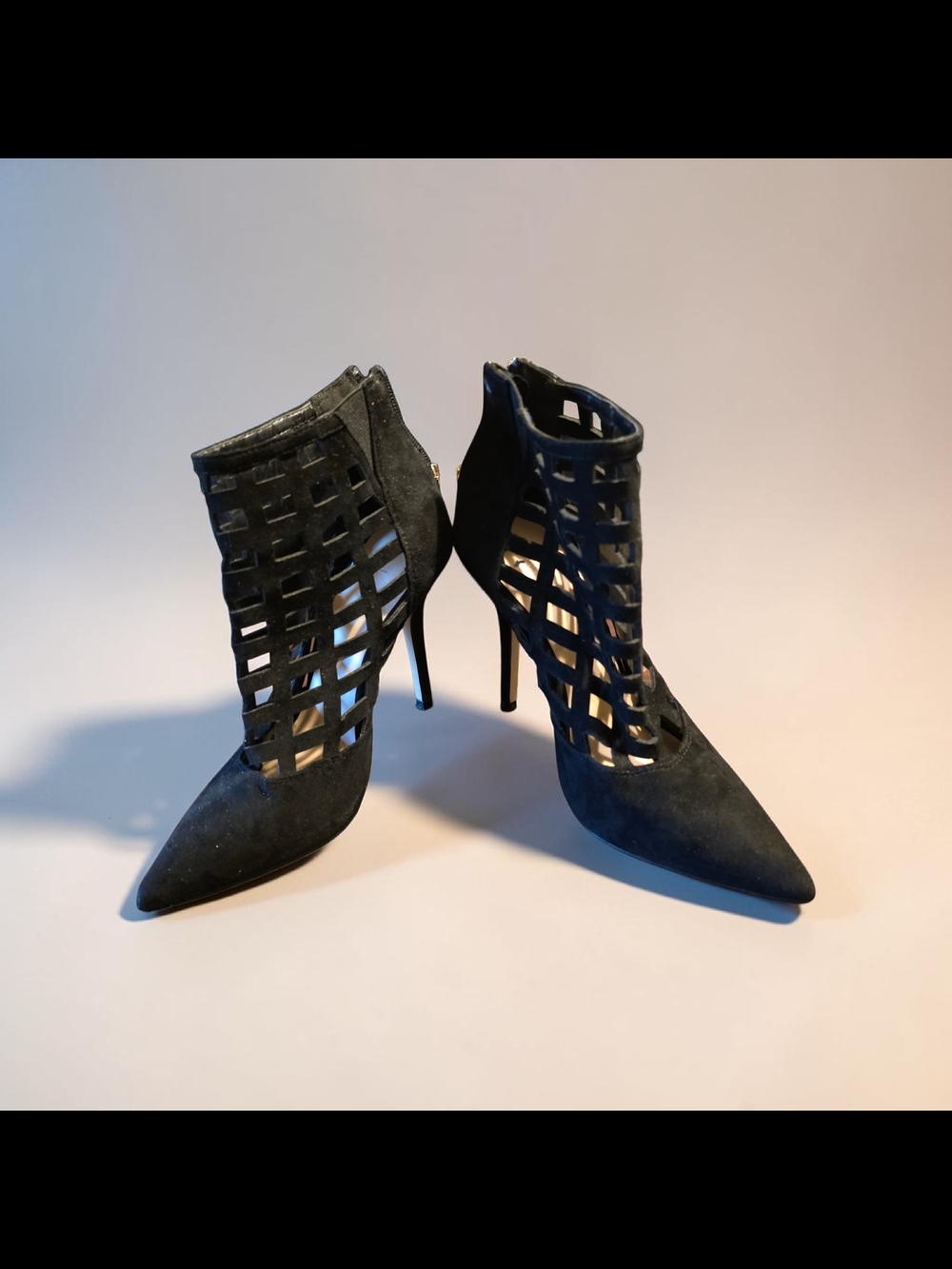 Black Cutout Lattice Pointed-Toe Stiletto‎ Booties